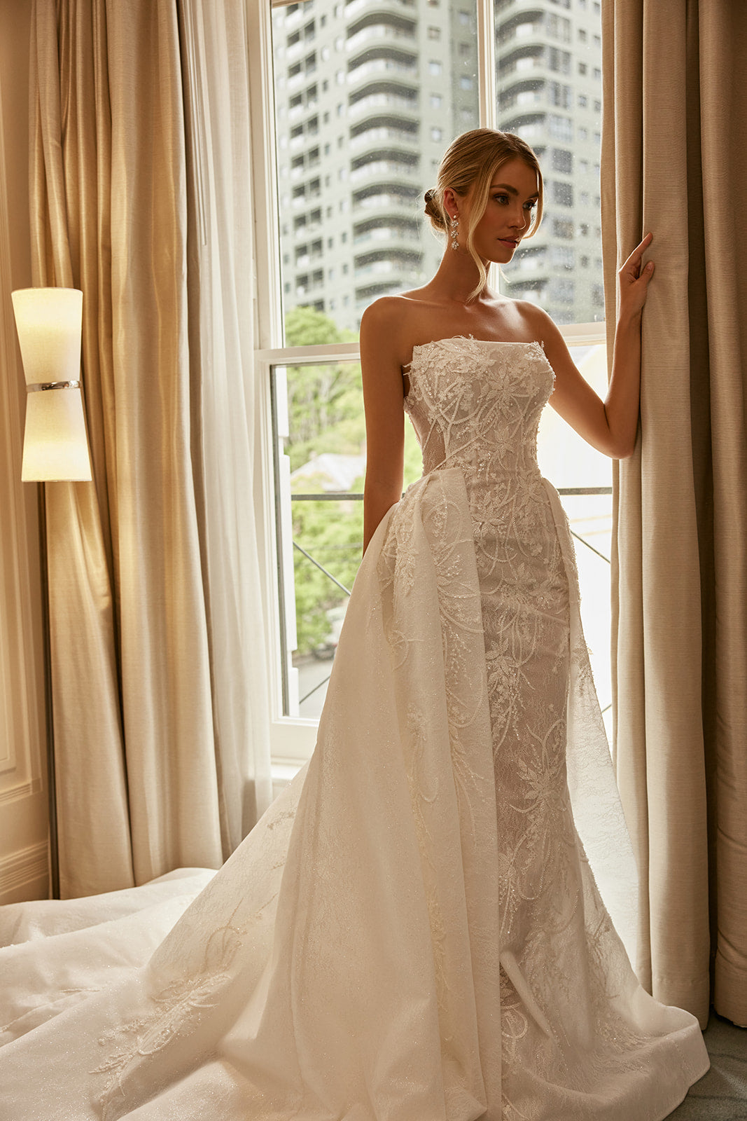 claudia lace dress CLAUDIA La Premiere Global